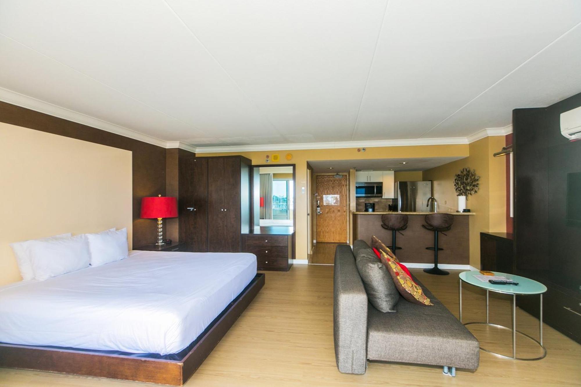 Ilikai Tower One Bedroom Harbor View Honolulu Zimmer foto