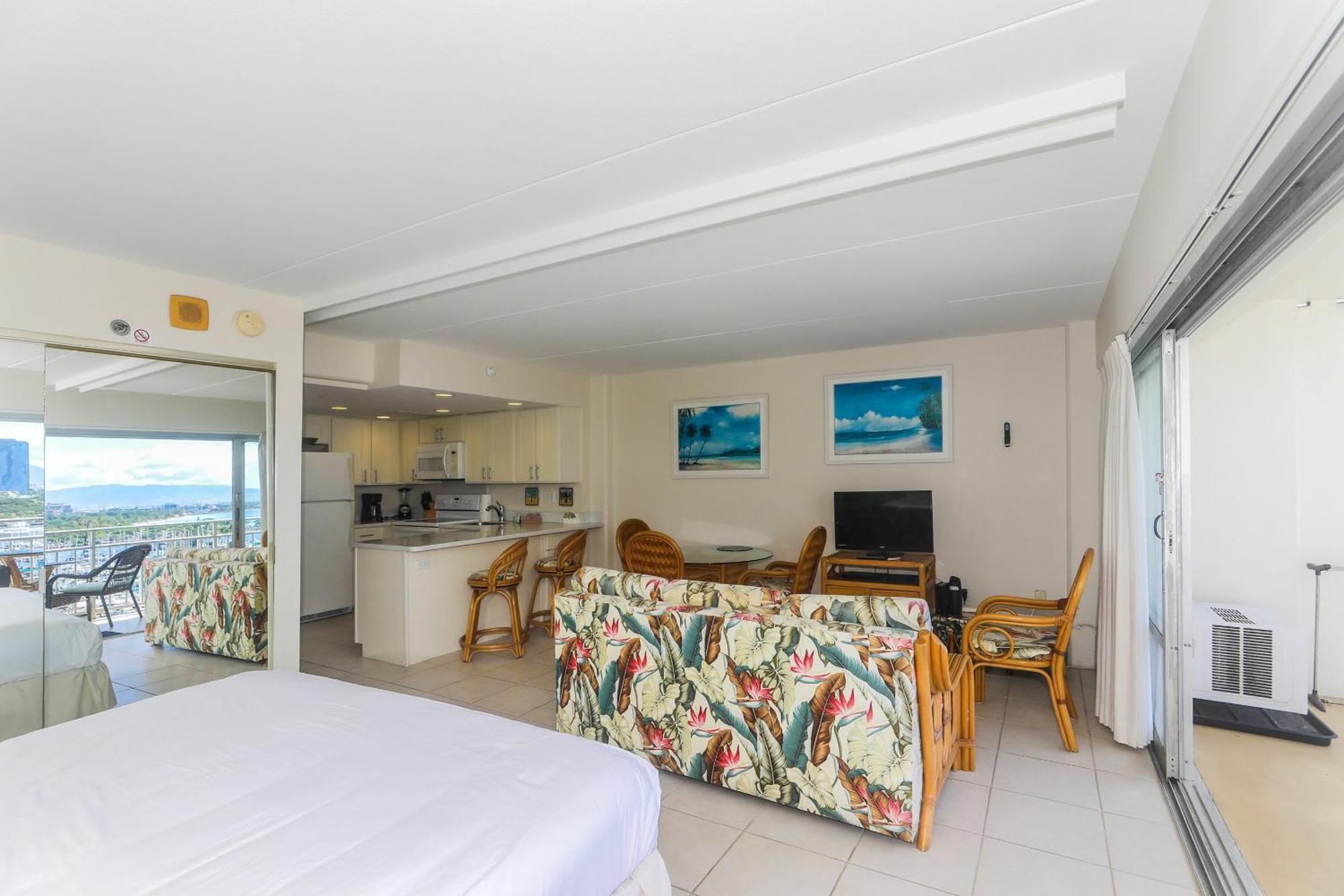 Ilikai Tower One Bedroom Harbor View Honolulu Zimmer foto